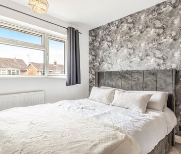 3 bedroom terraced house to rent - Photo 5