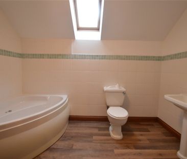 4 Bed Detached house To Rent - Photo 2