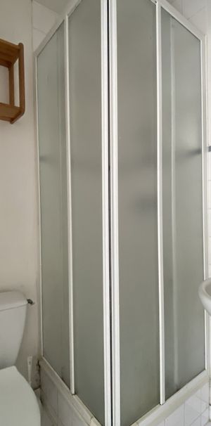 Location Appartement 1 pièce 16m² RENNES 35000 - Photo 1