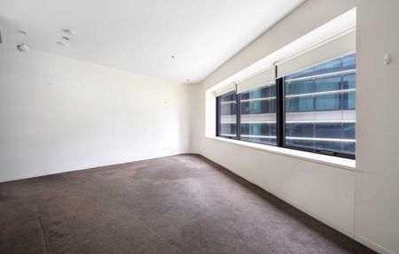 416/300 Swanston Street, Melbourne VIC 3000 - Photo 2