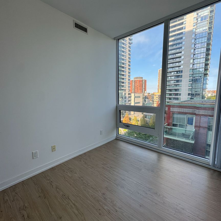 For Lease - 85 Wood Street Unit# 912, Toronto, Ontario - Photo 1