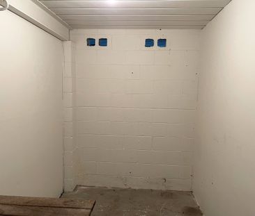 2 Bedroom Unit Close to Shops - Photo 3