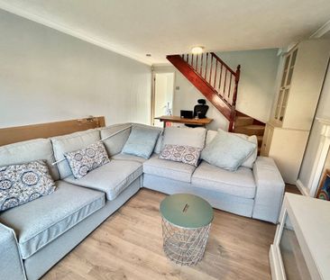 Helm Close - Photo 1