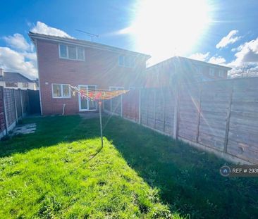 2 bedroom semi-detached house to rent - Photo 3