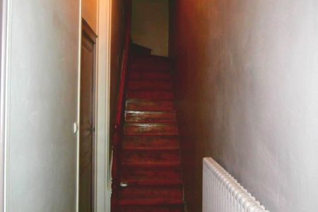 Maison de ville de quatre pièces à louer à TAIN L'HERMITAGE - Photo 4