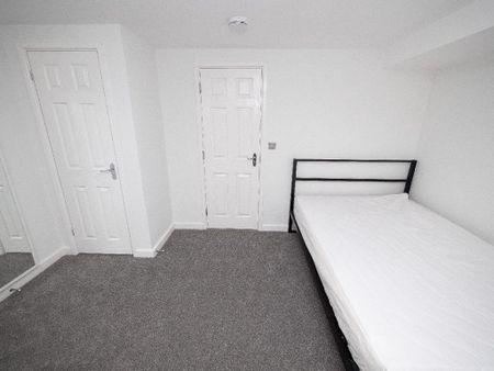 7 bedroom house to rent - Photo 4