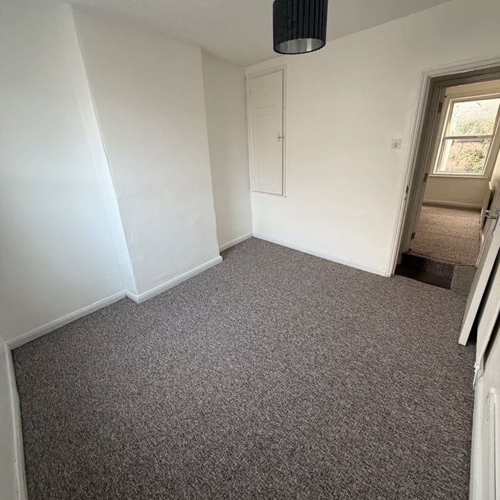 3 Bed Terraced House, Parker Road, CR0 - Photo 1