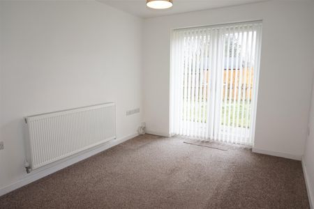 Evesham Road, Redditch - Photo 3