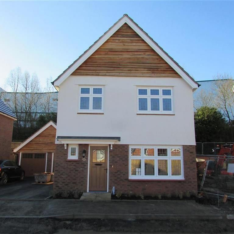 3 bedroom detached house to rent - Photo 1