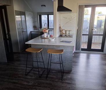 Modern 3-Bedroom Home in Prime Papatoetoe Location - Photo 3