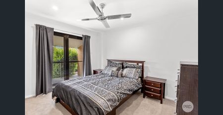 Charming Home In A Fantastic Location! - Photo 5