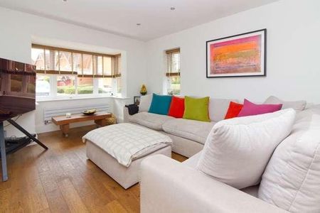 Monkston - Outstanding & Much Improved Bed Detached, MK10 - Photo 3