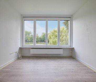 Gerenoveerd appartement pal aan het donkmeer in Berlare - Photo 1