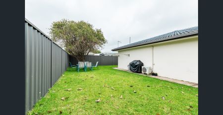 Comfortable & Convenient Living Just Minutes from the CBD - Photo 4