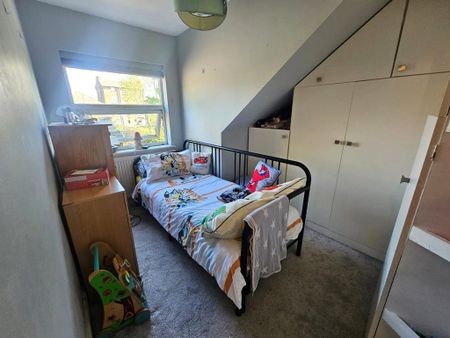 3 bedroom maisonette to rent - Photo 3