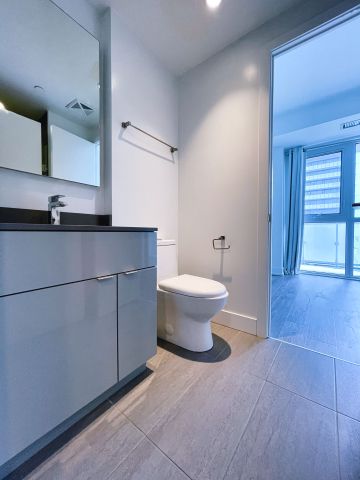 For Lease - 7 Grenville Street Unit# 2305, Toronto, Ontario - Photo 4