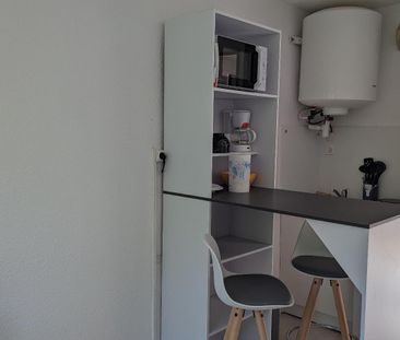 Location Appartement 1 pièce 16m² ST NAZAIRE 44600 - Photo 3