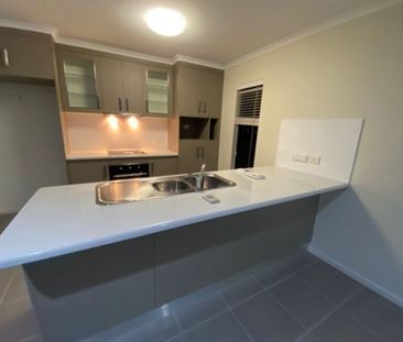 Charming Family Home in Ooralea - Photo 6