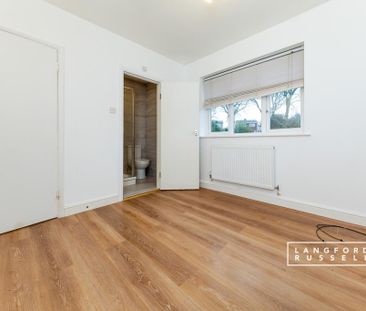 4 bedroom detached house to rent - Photo 4