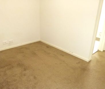 Great Location - Photo 4