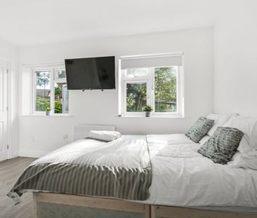 Room in a Shared House, Kings Road, SE25 - Photo 2