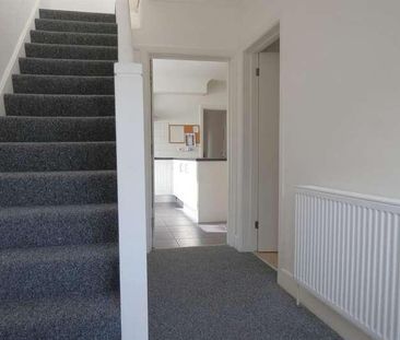Bedroom Detached House In Winton, BH9 - Photo 3