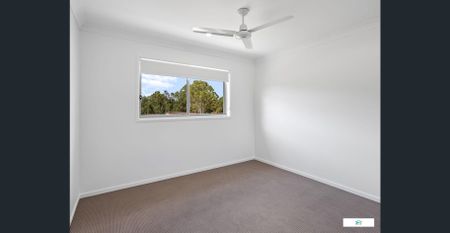 Modern 4bed townhouse, AC and pool - Photo 5