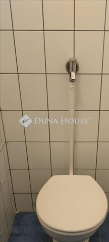 Kiadó újszerű állapotú panel lakás - Székesfehérvár - Photo 5