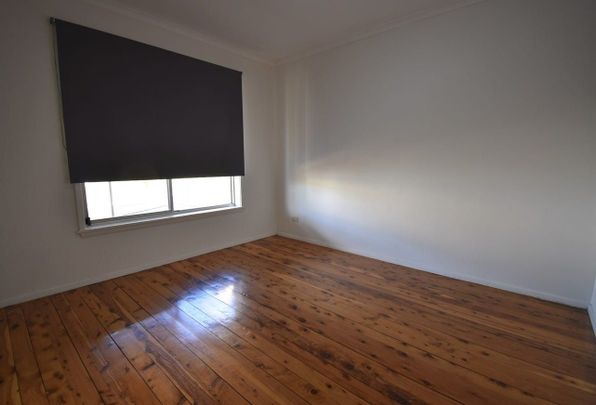 Convenient Location! - Photo 1