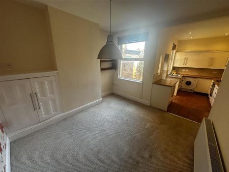 2 bedroom house to rent - Photo 2