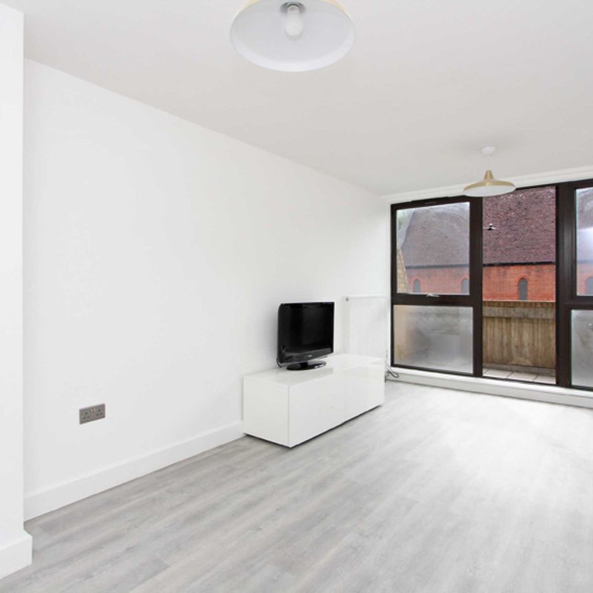 Tavistock Crescent, North Kensington, W11, London - Photo 1