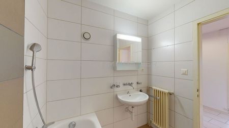 APPARTEMENT ENTIEREMENT RENOVE DE 3½ PIECES - Foto 3