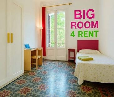 Carrer del Consell de Cent, Barcelona, Catalonia 08011 - Photo 5