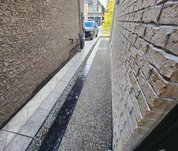 For Lease - 268 Bonnieglen Boulevard, Caledon, Ontario - Photo 4