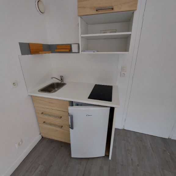 Location Appartement LE MESNIL ESNARD - Photo 1