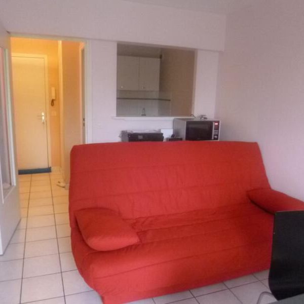 Appartement à louer - REIMS POMMERY - Photo 1