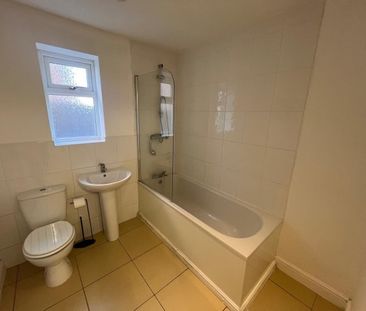 Sheffield Road, Chesterfield, S41 - Photo 5