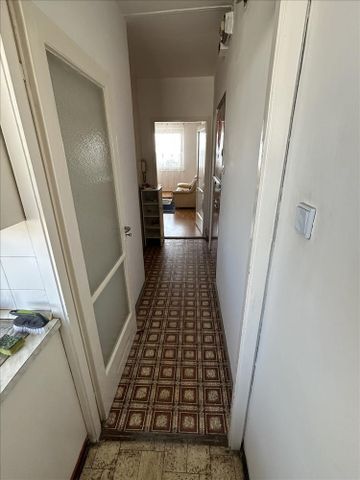 Kiadó átlagos állapotú panel lakás - Debrecen - Fotó 2