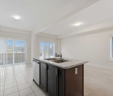 For Lease - 6679 Cropp Street, Niagara Falls, Ontario - Photo 6