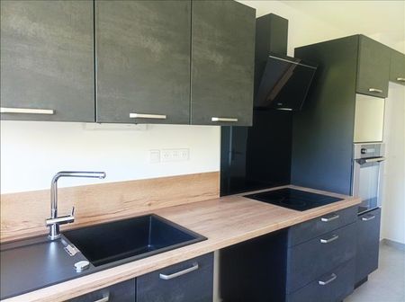 3 pièces - 77,09 m² - 4ème étage - Colocation non autorisée - Photo 3