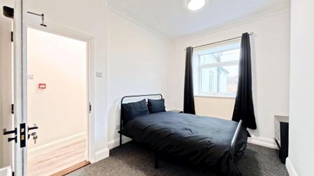 5 bedroom house share to rent - Photo 5