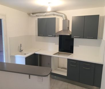 Location Appartement 2 pièces 47m² LA TURBIE 06320 - Photo 3