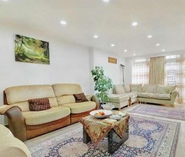 Clement Close, London, NW6 - Photo 1