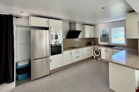 Detached Villa in Estepona - Photo 5