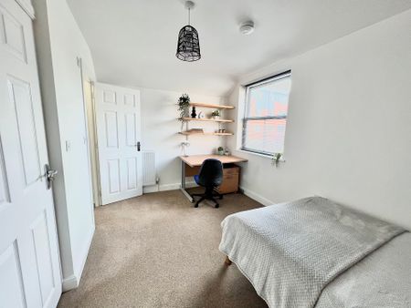 3 Bedrooms, En-suite, 3 Old Silk Yard – Student Accommodation Coventry - Photo 5