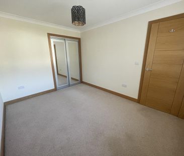 4 bedroom detached house to rent - Photo 1