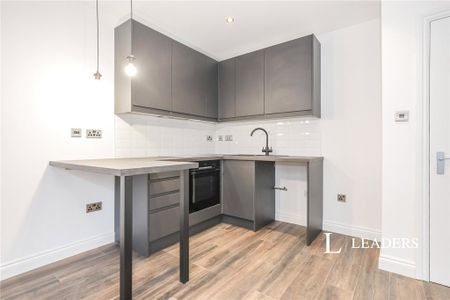 1 bedroom flat to rent - Photo 5