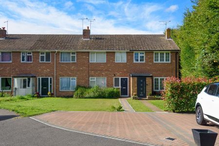 2 bedroom semi-detached house to rent - Photo 4