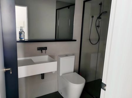 1 Bedroom (Only Female) - Photo 5