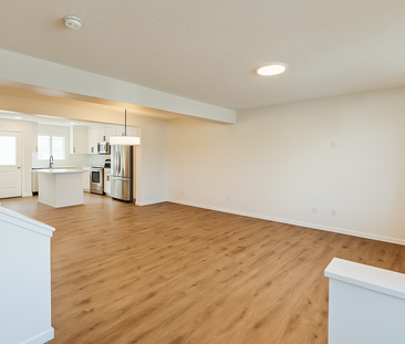 UPPER 1289 Keswick Drive Southwest - Photo 2